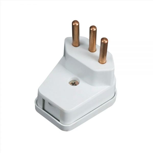 PLUG MACHO TRIANGULAR GIGANTE 90 MACICO NEW 2P+T 10A FC BRANCO