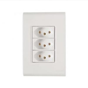 TOMADA TRIPLA 2P+T 20A 4X2 LIZ TRAMONTINA 57170/079